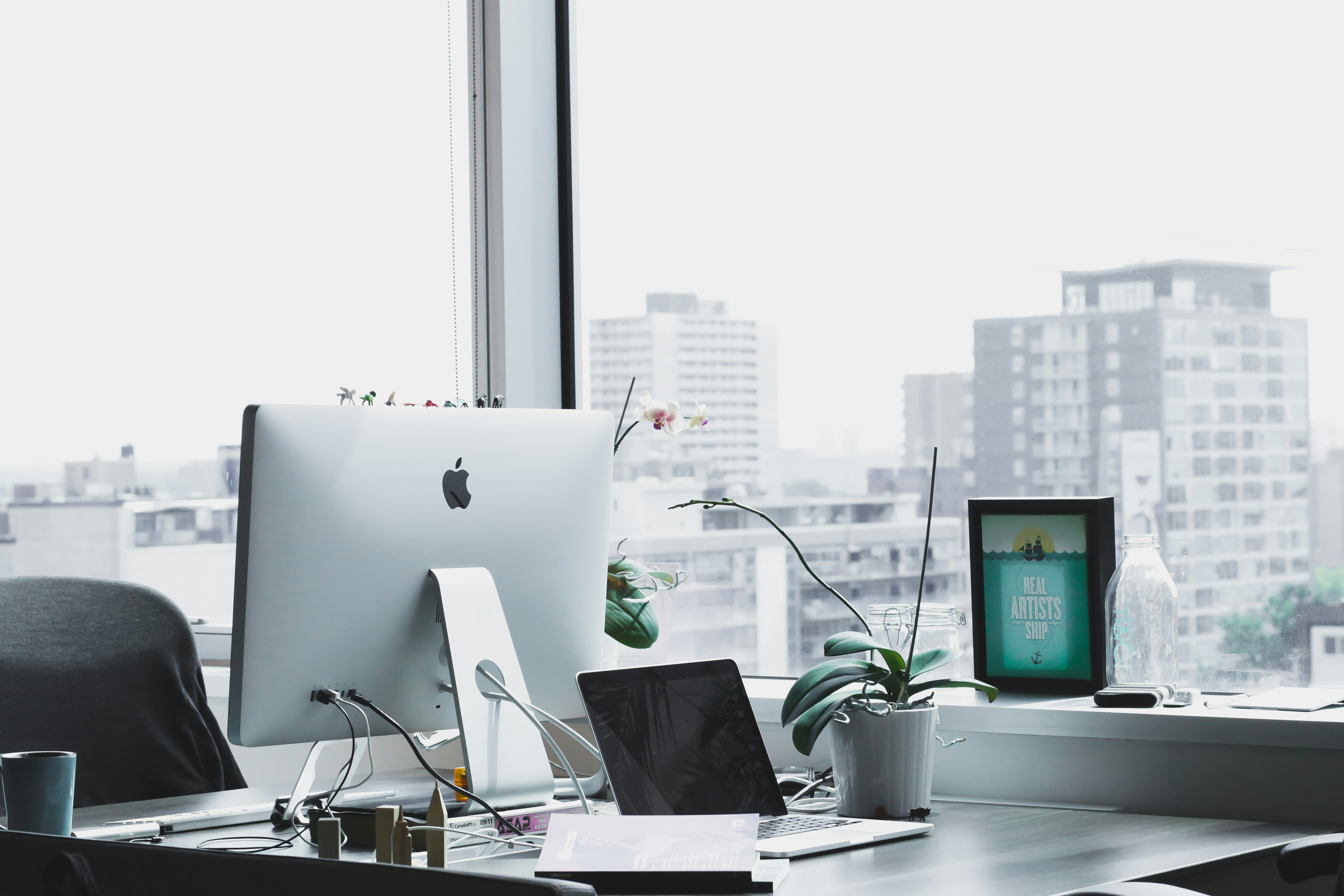 Clean professional office workspace — commercial cleaning by Atlanta Top Janitorial